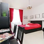 Porta Pia Comfy Pensjonat Rzym