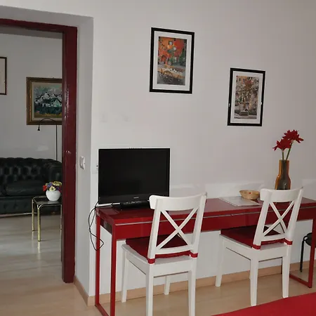 בית הארחה Lhg Comfy 4*