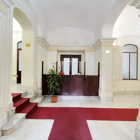 Lhg Comfy בית הארחה רומא