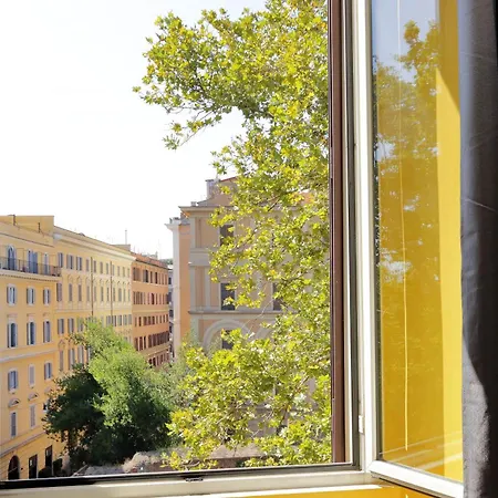 New Moon 4* Roma